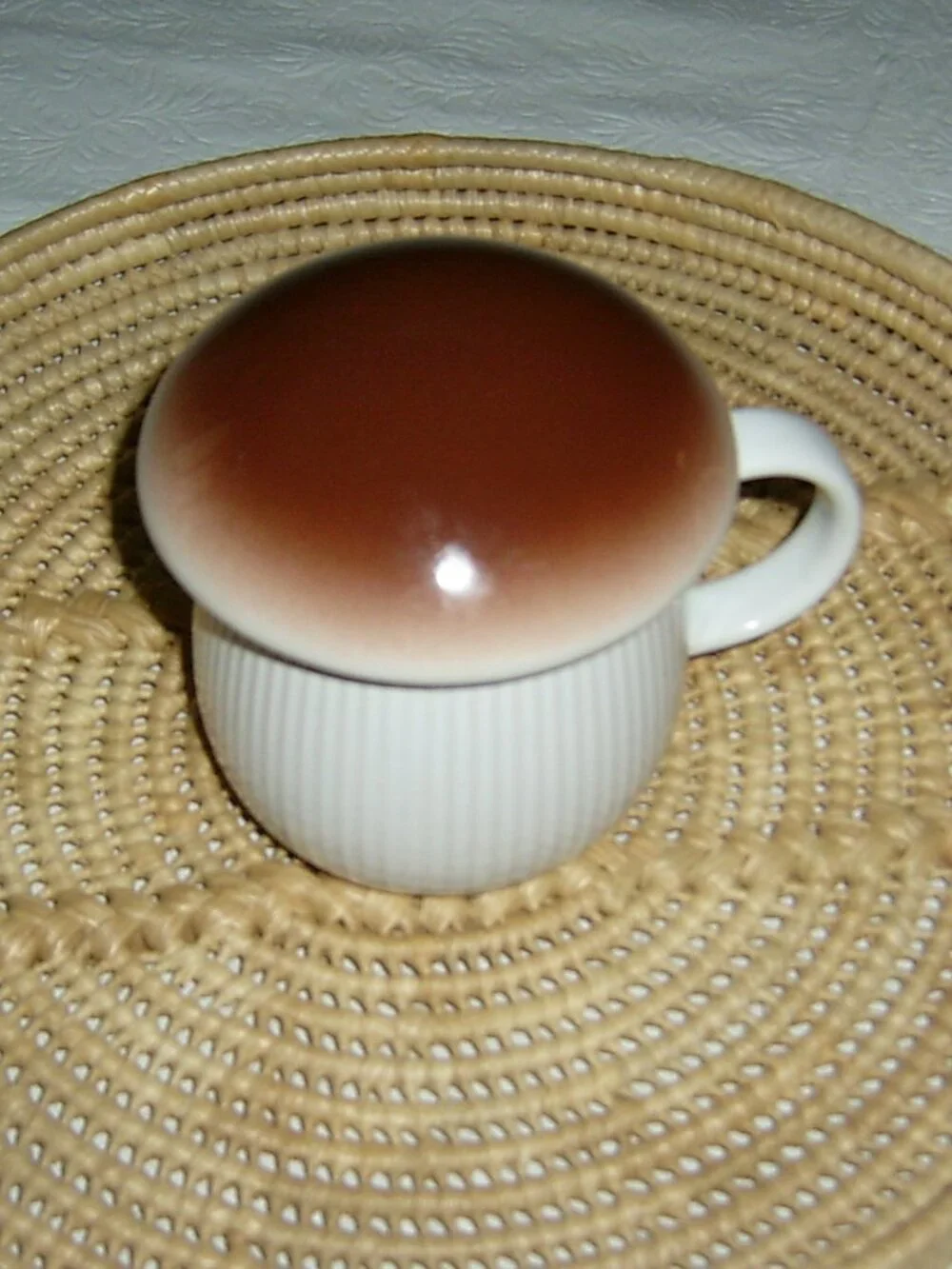 World Market Lidded Ceramic Mushroom Cup, NEW - Picture 1 of 4